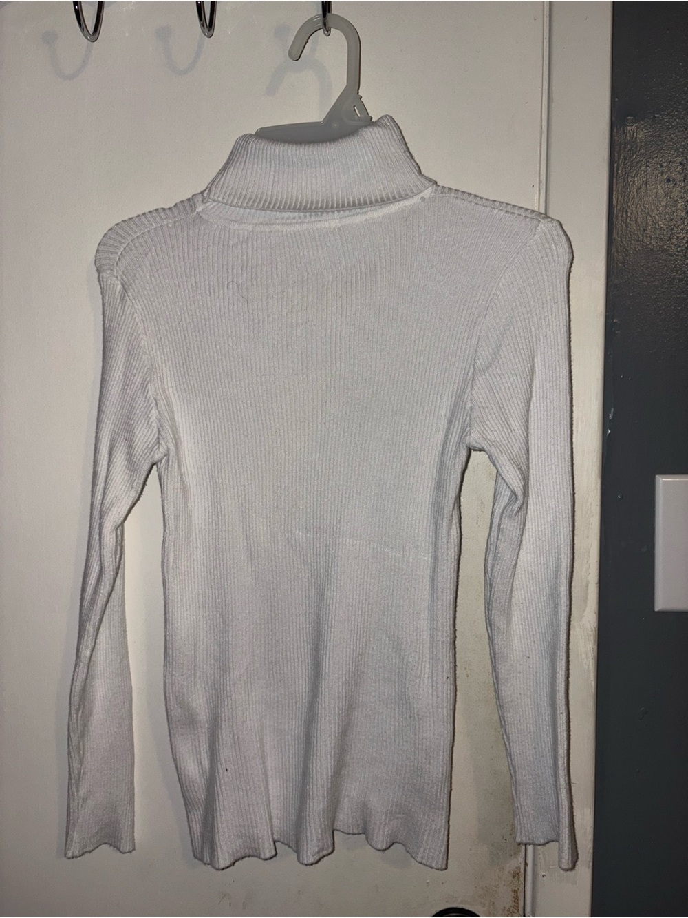 SHEIN White Ribbed Turtleneck Sweater